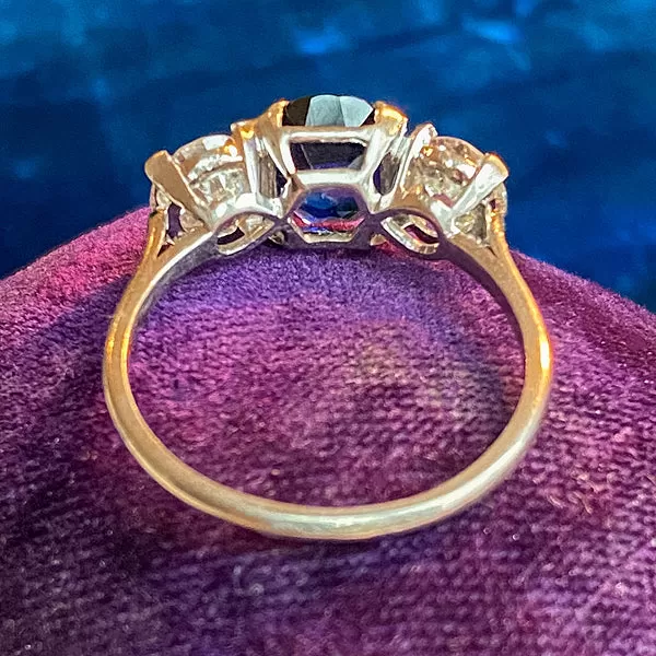 Antique Sapphire & Diamond Ring