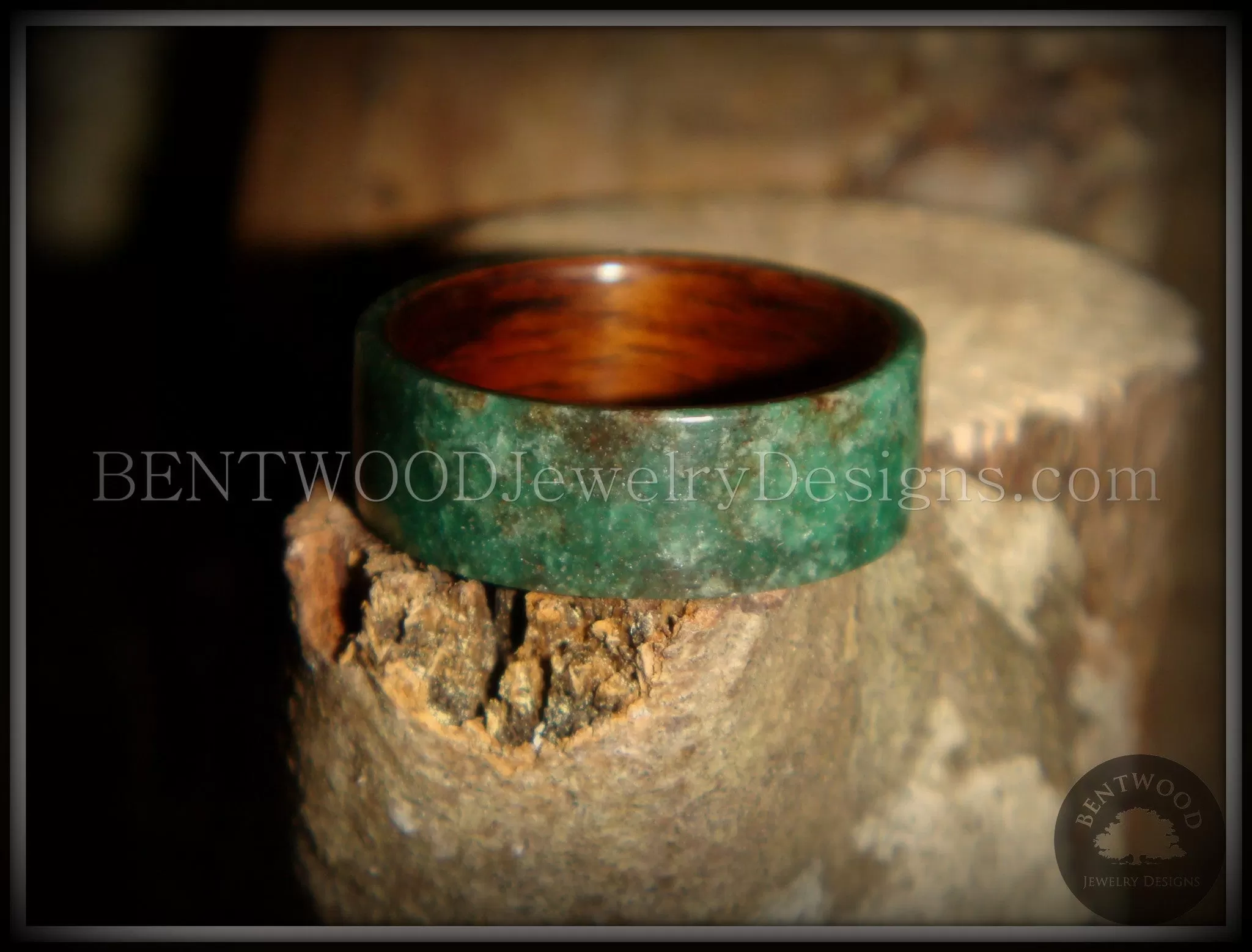 Bentwood Ring - Rosewood Wood Ring Liner with Full Fuchsite Inlay