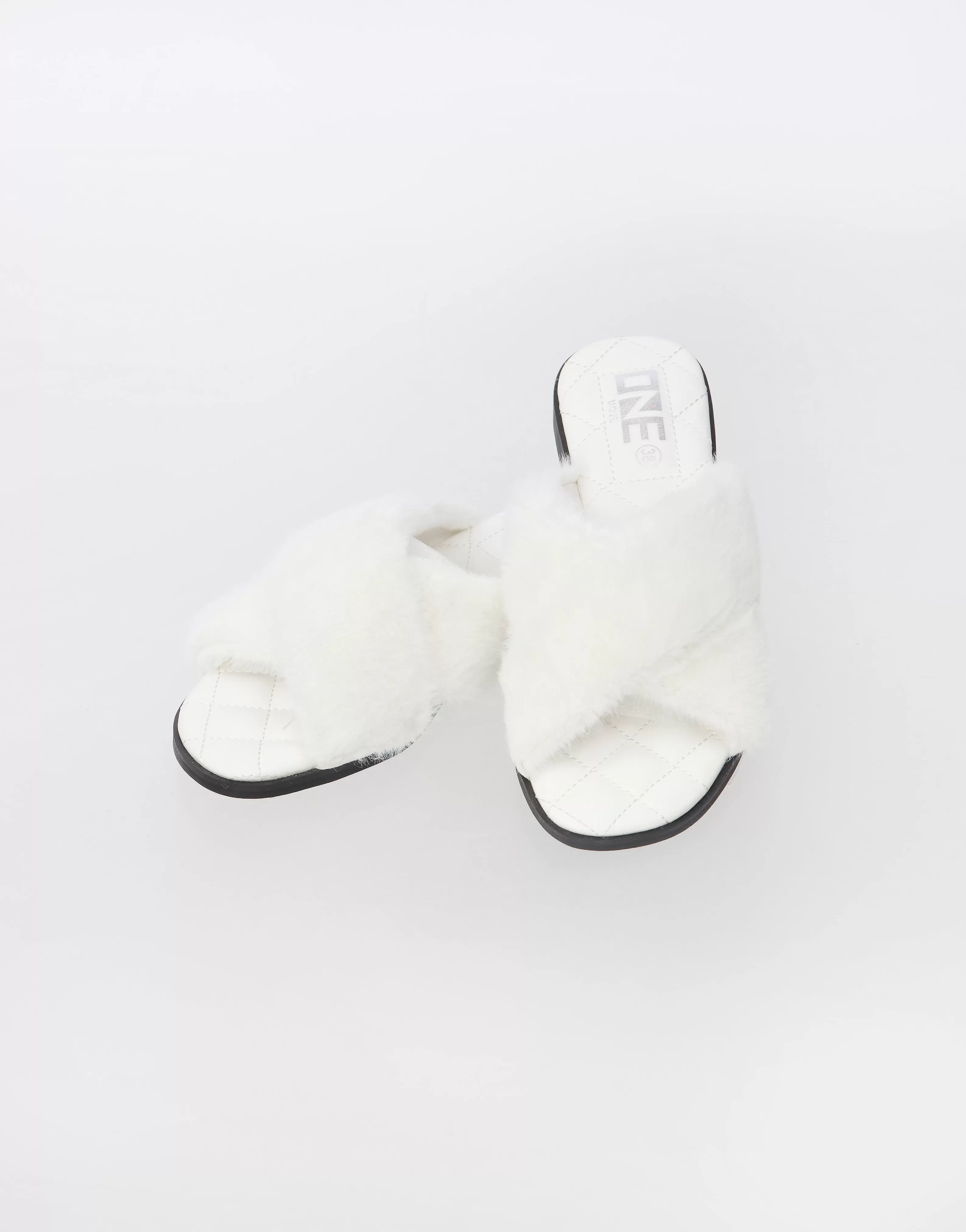 Comfort Casual Fur Slipper White