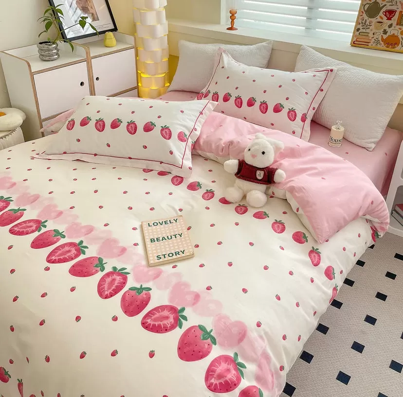 Kawaii Strawberry Bedding Set PN6069