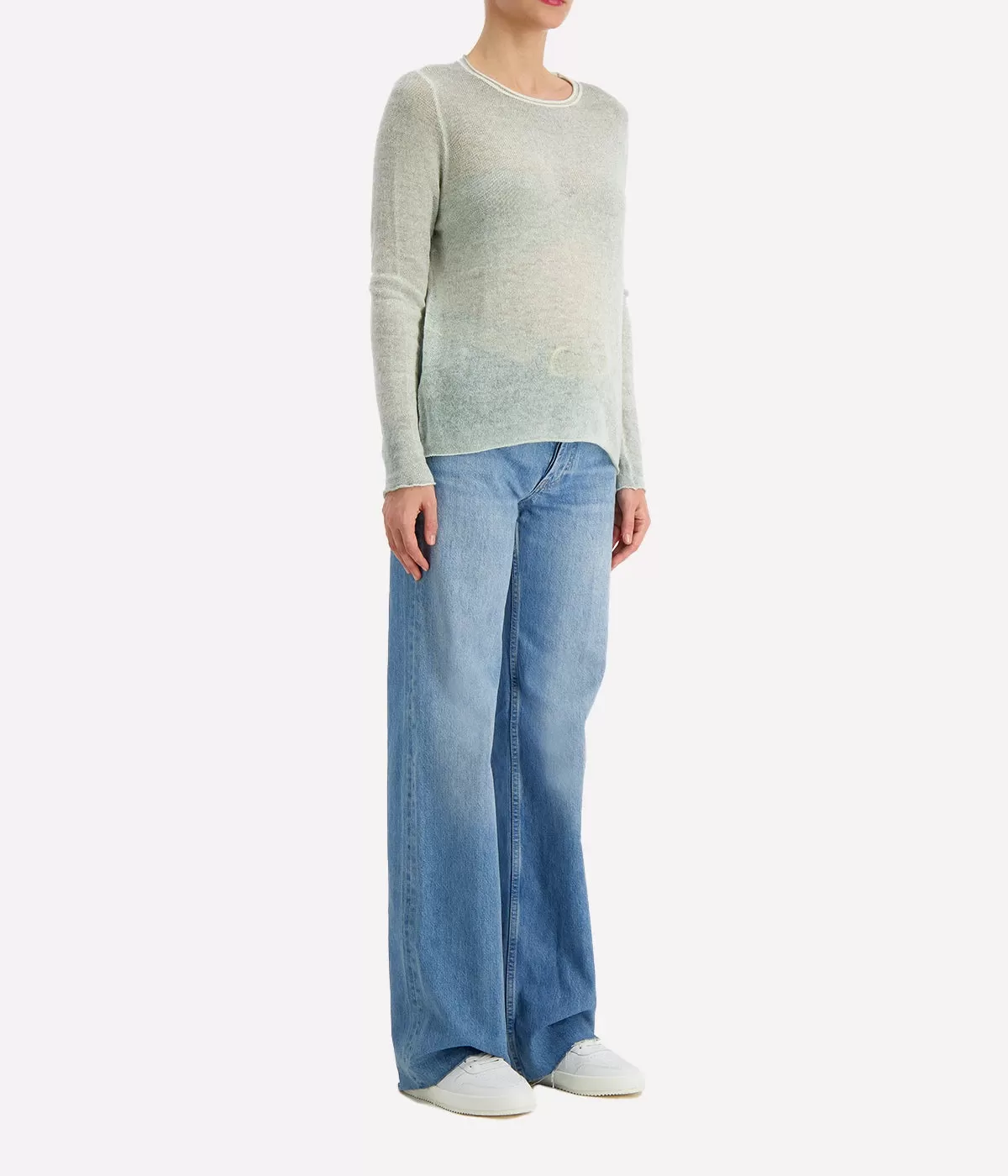 Light Cashmere Off Gauge Round Neck Pullover in Jade