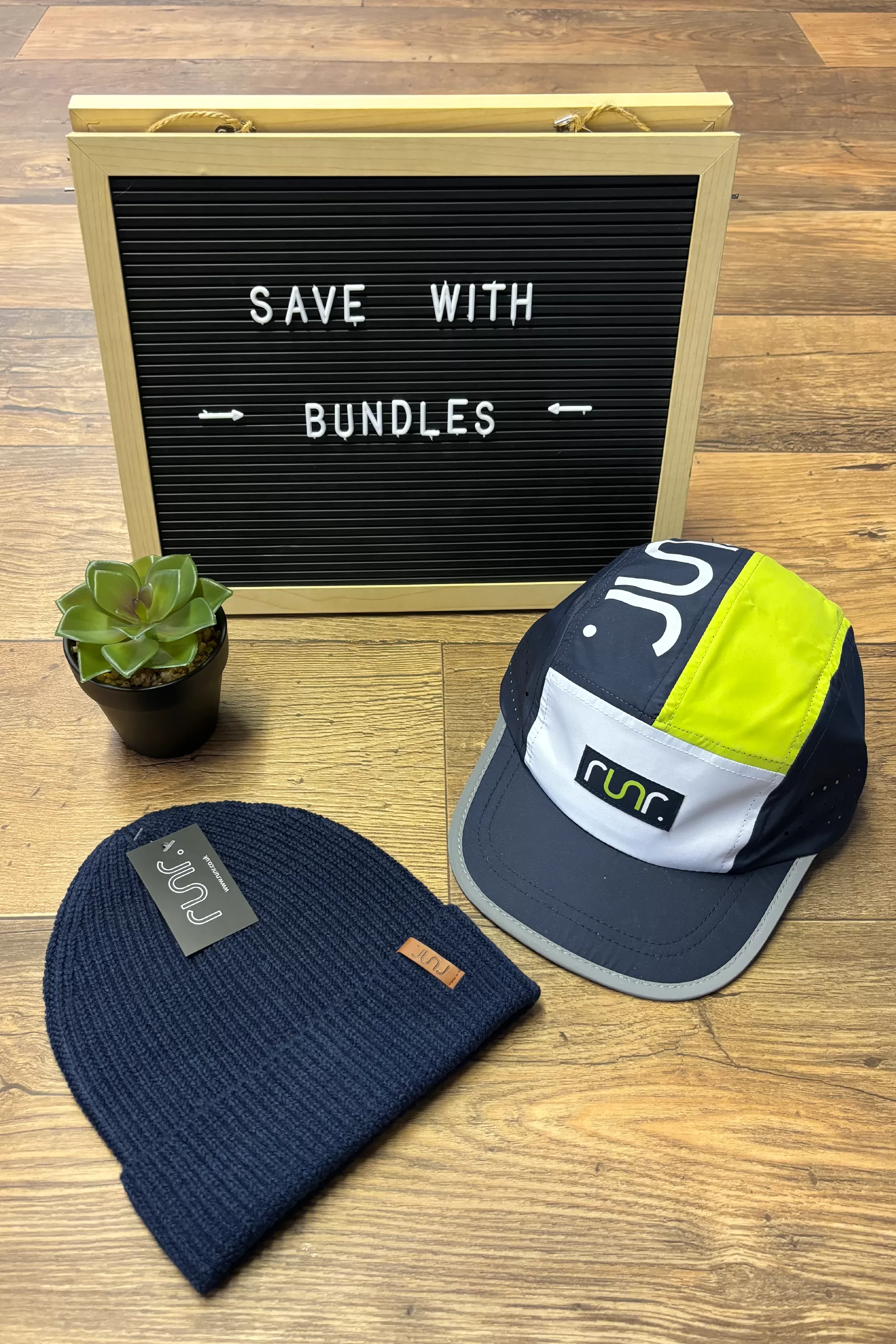 London Running Hat & Morzine Beanie Hat Bundle