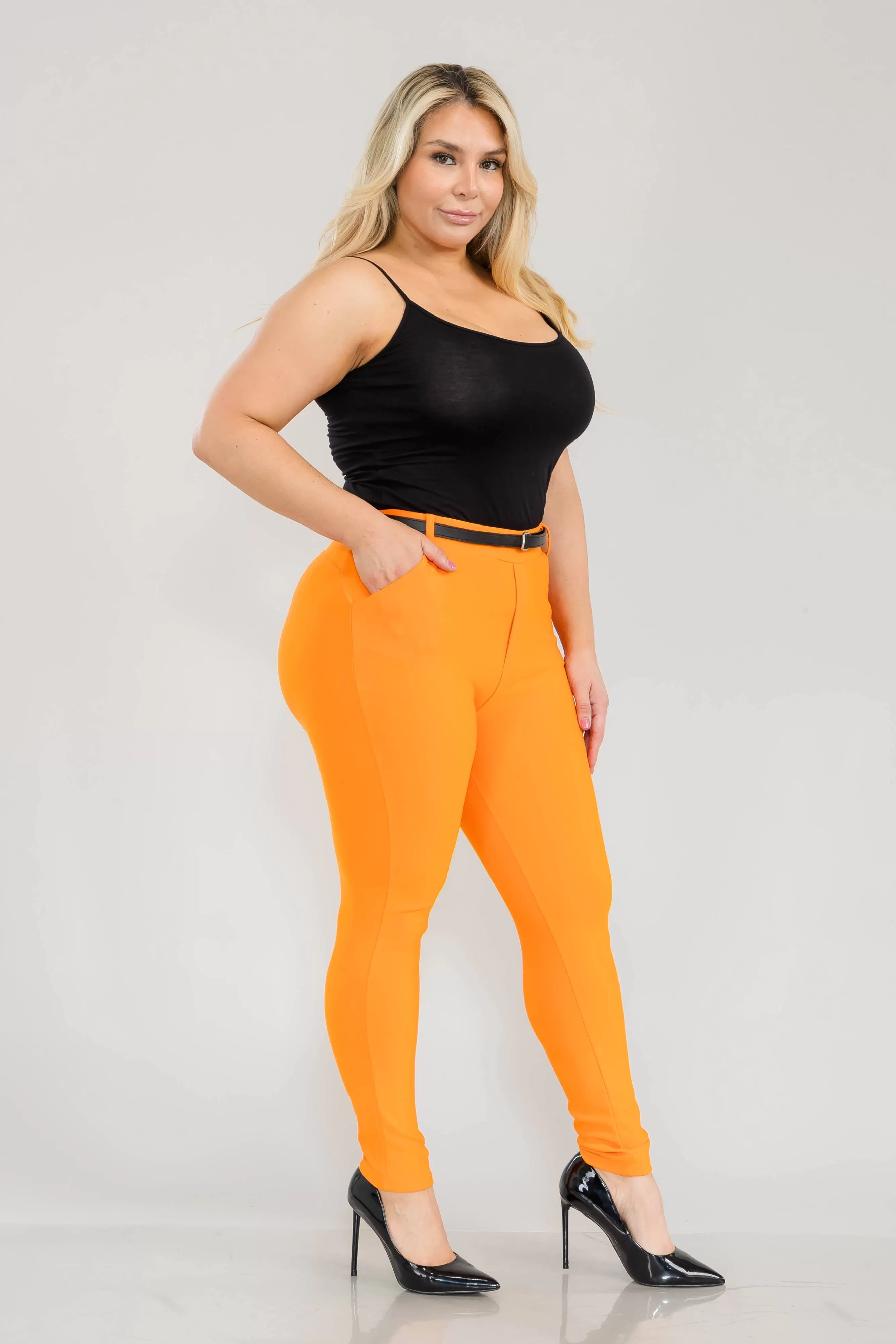 Plus Size Sculpting Treggings With Faux Leather Belt - Orange