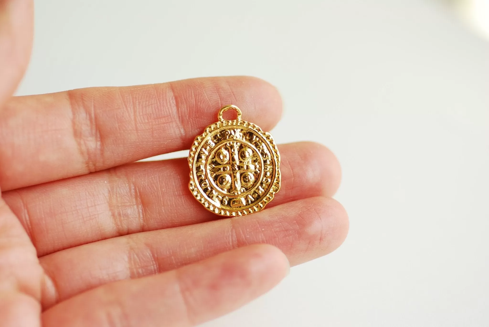 Wholesale Round Cross Medallion Pendant- Vermeil 18k gold Plated over 925 Sterling Silver, Coin Medallion, Greek Coin, Catholic, Jesus Christ, 478